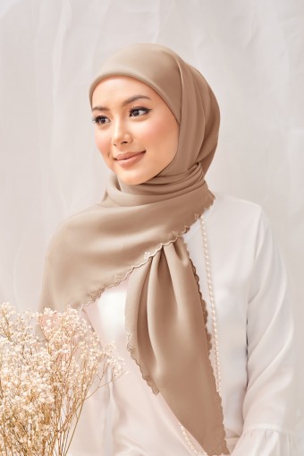 (AS-IS) AZRA Sulam Bawal in Peanut